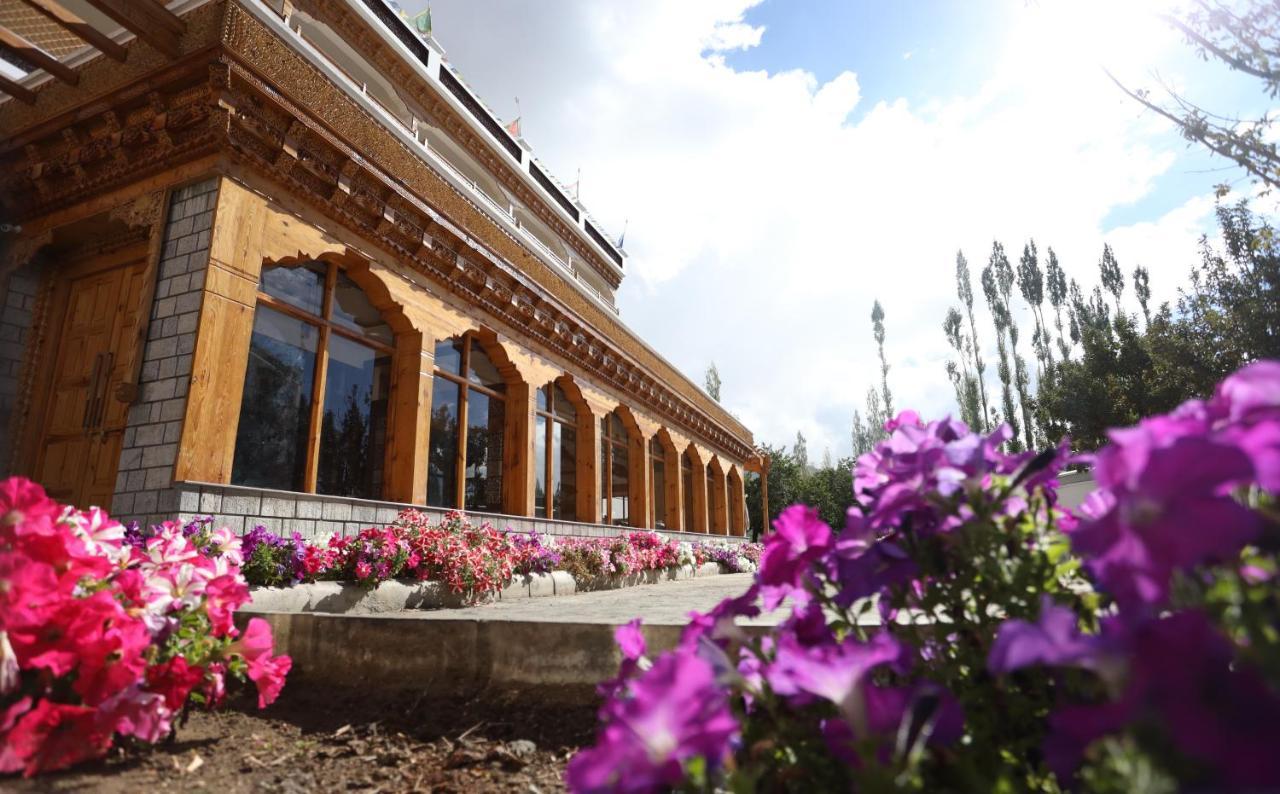 Hotel The Grand Khasdan Leh Dış mekan fotoğraf